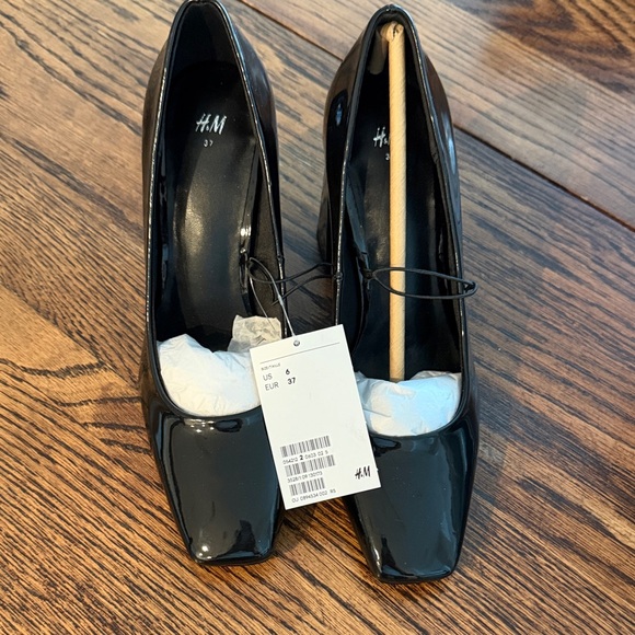 H&M Shoes - H&M Glossy Black Heels